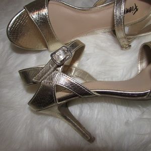Gold snakeskin heels *SOLD*